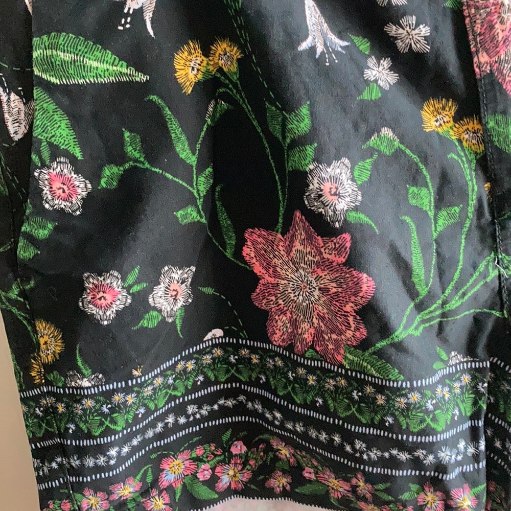 Floral print shorts - Picture 2 of 3